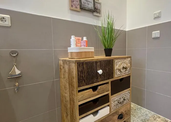 아파트 Lueftenblick - 2 Am Starnberger See, Mit Terrasse Oder Balkon, Weitblick, Sauna, Kamin, E-ladestation *