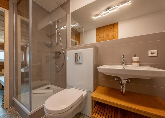 아파트 Lueftenblick - 2 Am Starnberger See, Mit Terrasse Oder Balkon, Weitblick, Sauna, Kamin, E-ladestation *