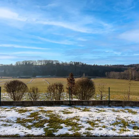 Lueftenblick - Am Starnberger See, Mit Terrasse, Weitblick, Sauna, Kamin, E-ladestation Apartment