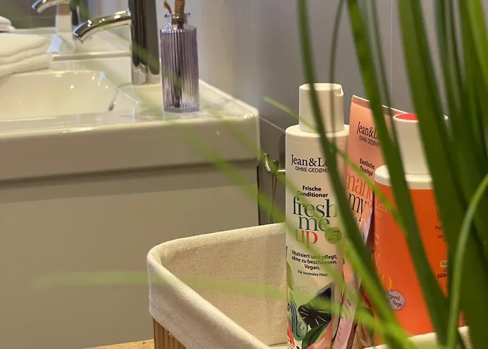 Lueftenblick - 2 Am Starnberger See, Mit Terrasse Oder Balkon, Weitblick, Sauna, Kamin, E-ladestation Berg am Starnberger See